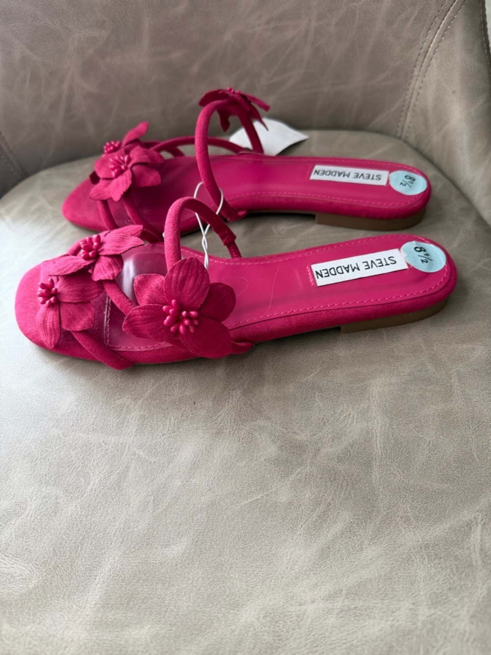 Steve Madden Hot Pink Floral Slide Sandals - Picture 4 of 5